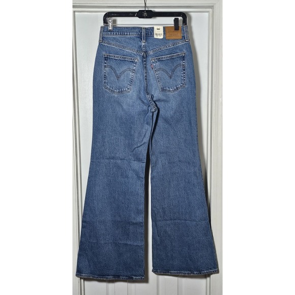 Levi's High Rise Ribcage Bell Flare Jeans  Size 29X32 Medium Blue Premium Denim - Picture 2 of 5